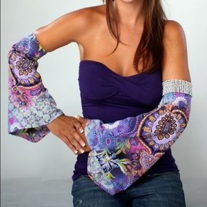 Paisley Bell Sleeves